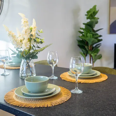 Derthorn House In Perfect For Your Stay! *